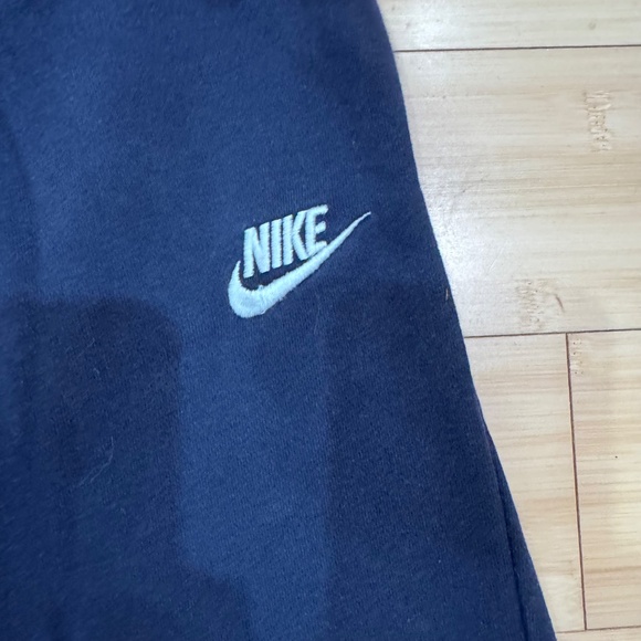 NIKE SWEATPANTS - Picture 4 of 7